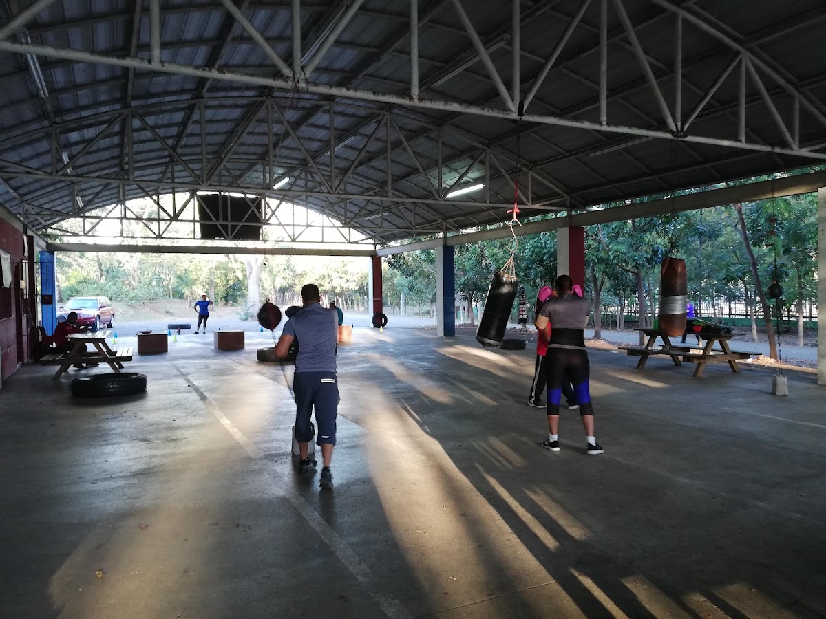 Pabellón de Boxeo - en Santo Domingo Este