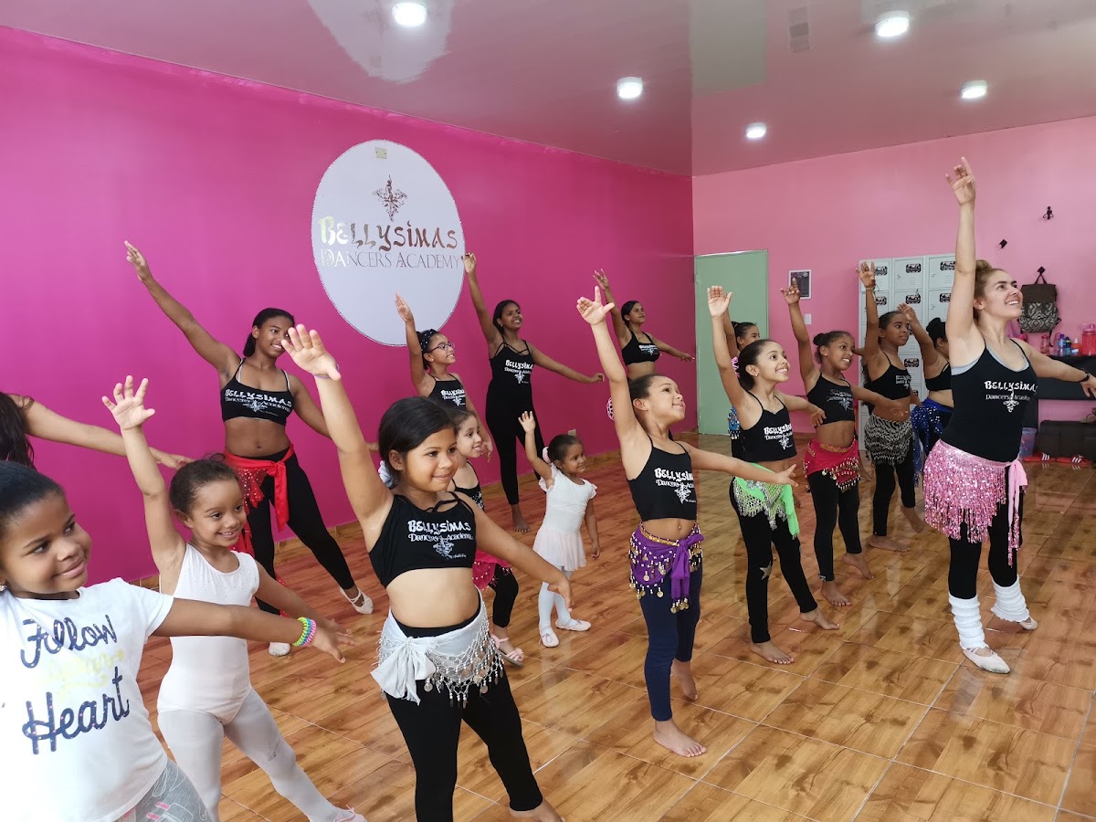 Portada de Bellysimas Dancers Academy y Academia de Artes Cristina Cruz