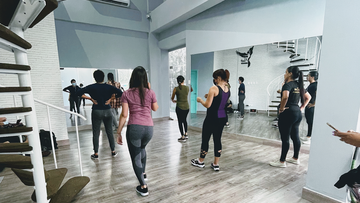 Pointé Estudios - en Santo Domingo Oeste