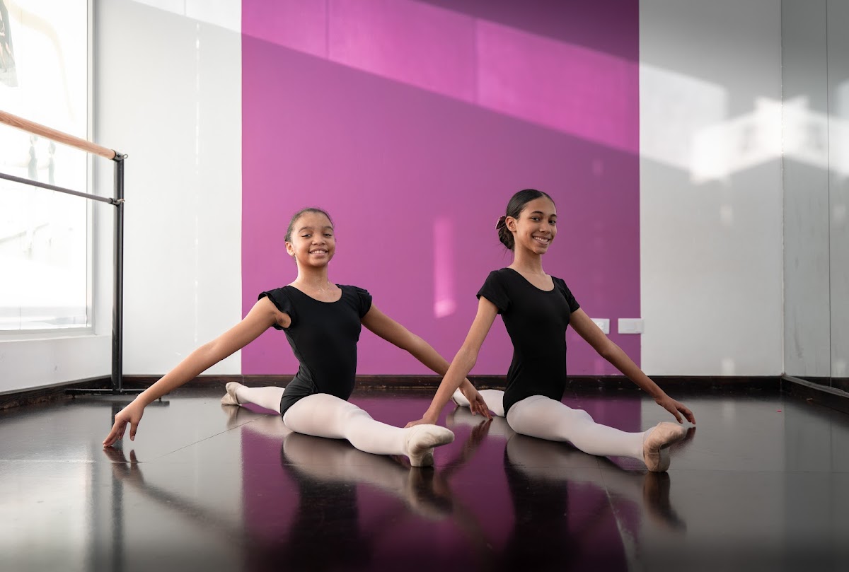 Portada de Shekira Gallardo academia de Danza y Artes Ciudad Juan Bosch
