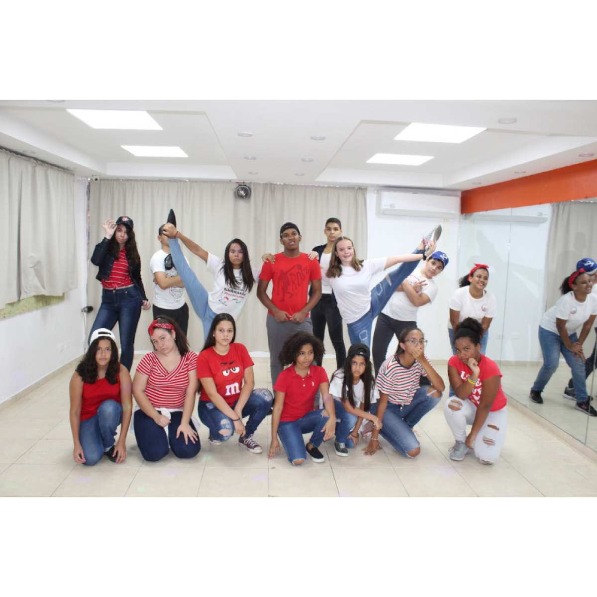 Kimbara Escuela de Danzas - en Santo Domingo Oeste