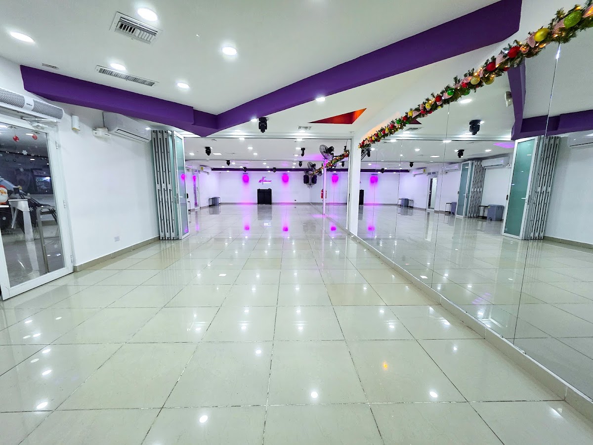 Azúcar Dance Center - en Santo Domingo de Guzmán