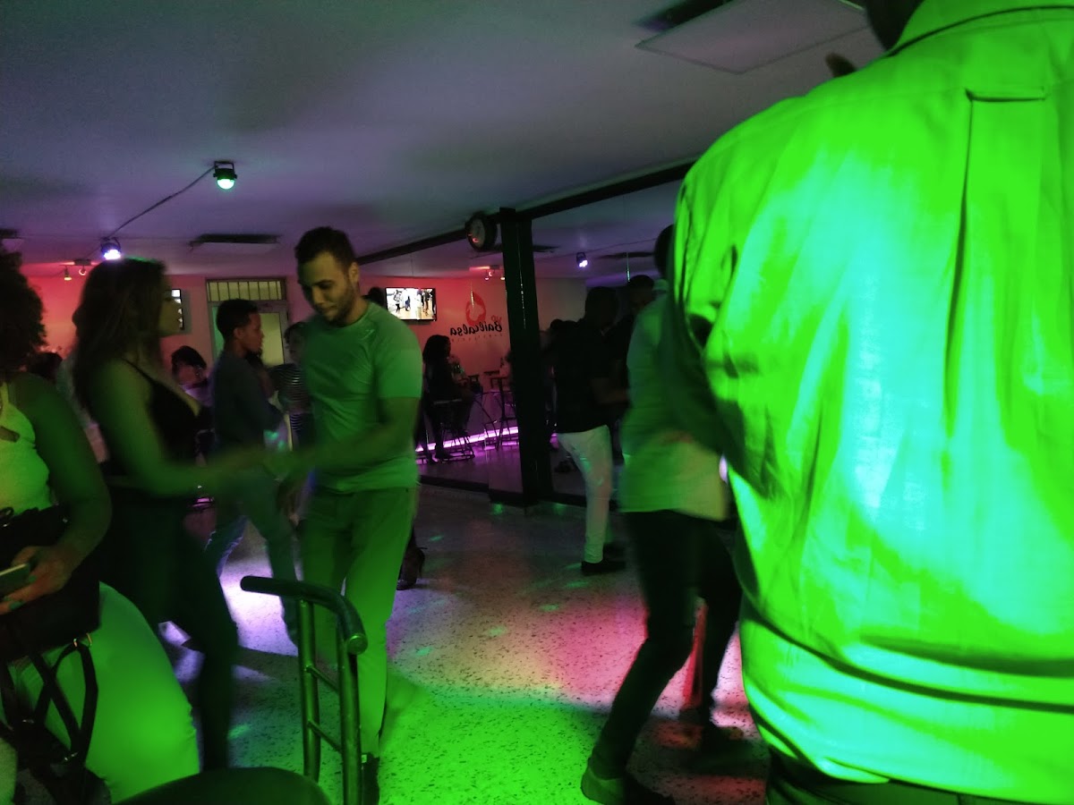 Yo Bailo Salsa dance studio - en Santo Domingo de Guzmán