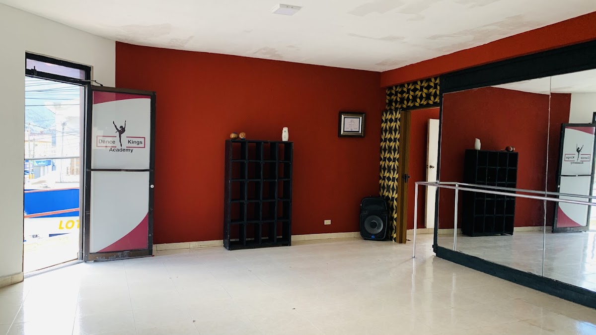 Dance Kings Academy - en Constanza