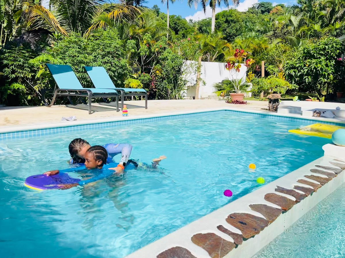 Portada de Casa Atabei - Escuela De Natación y terapia de flotación