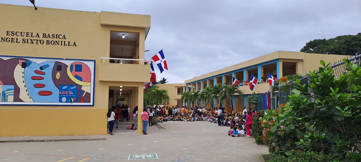 Club Angel Sixto Bonilla - en San Felipe de Puerto Plata