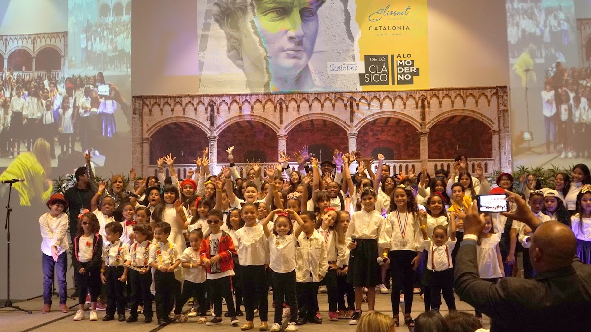 Escuela de Arte Eliosnet - en Santo Domingo de Guzmán
