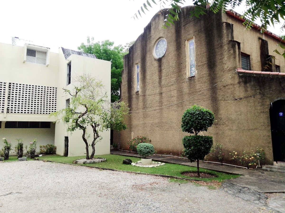 Centro de Estudios José Reyes - en Santo Domingo de Guzmán
