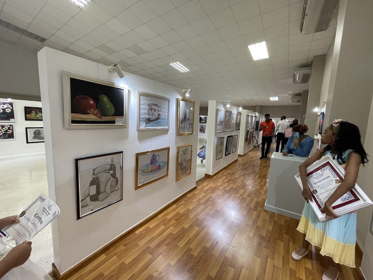 Escuela de arte Miguel mella - en San Cristóbal