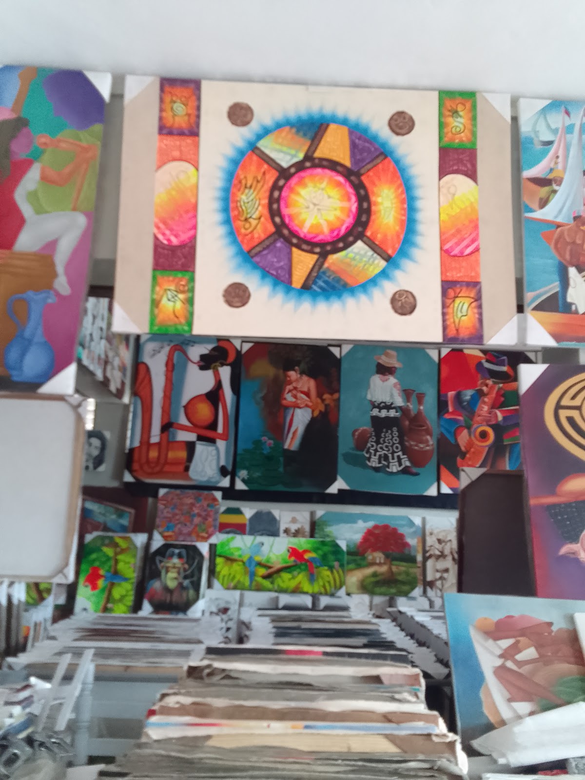 Taller y suplidora de cuadros Guzalez - en Salvaleón de Higüey