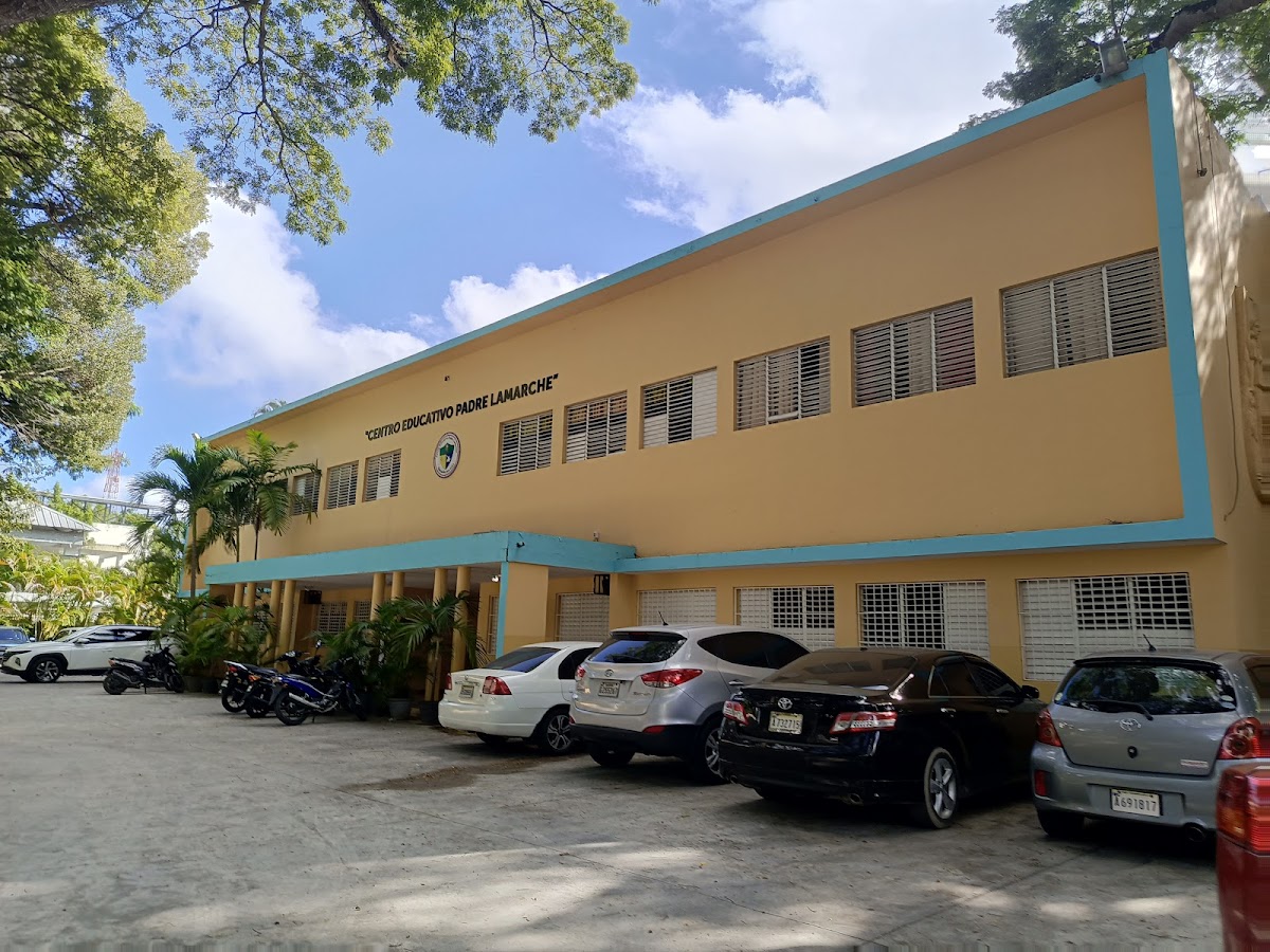 Centro Educativo Padre Lamarche - en La Concepción de La Vega