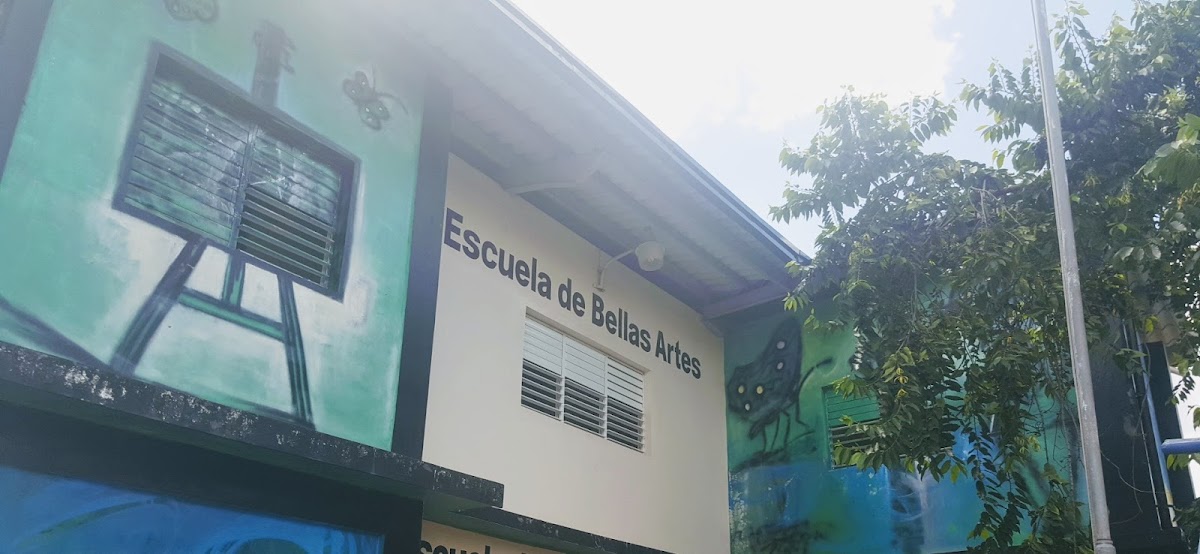 Escuela de Bellas Artes - en Salcedo
