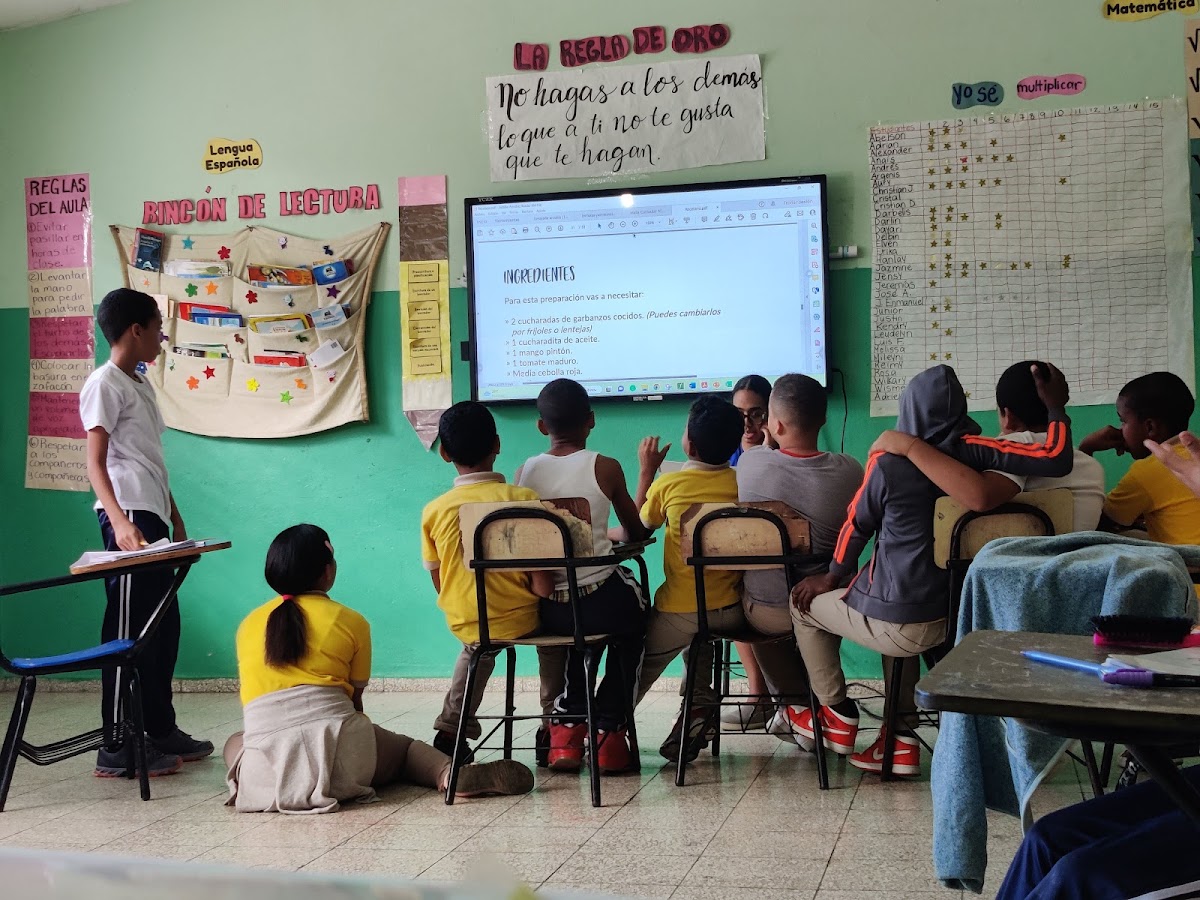 Escuela Telésforo Reynoso - en Santiago de los Caballeros