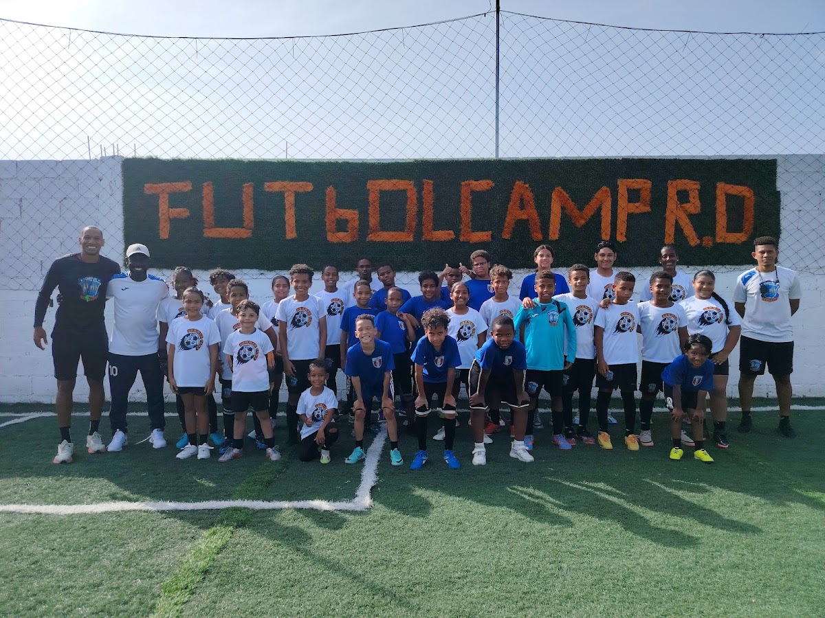 Portada de Academia Fútbolcamp RD