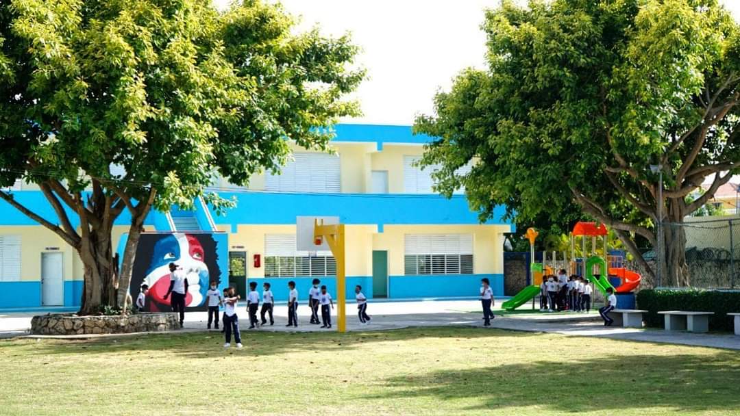 2da Milla Centro Educativo - en Salvaleón de Higüey