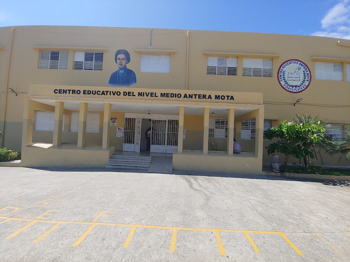 Centro Educativo Antera Mota - en San Felipe de Puerto Plata