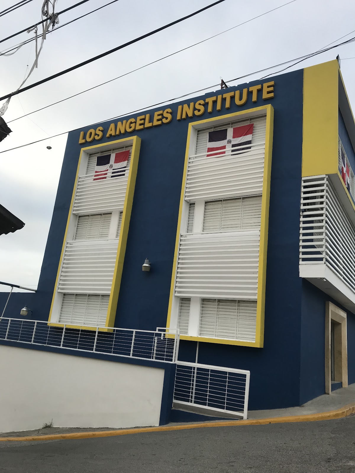 Portada de Los Angeles Institute