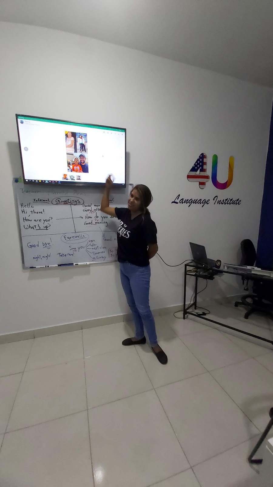 English Institute 4U - en Salvaleón de Higüey