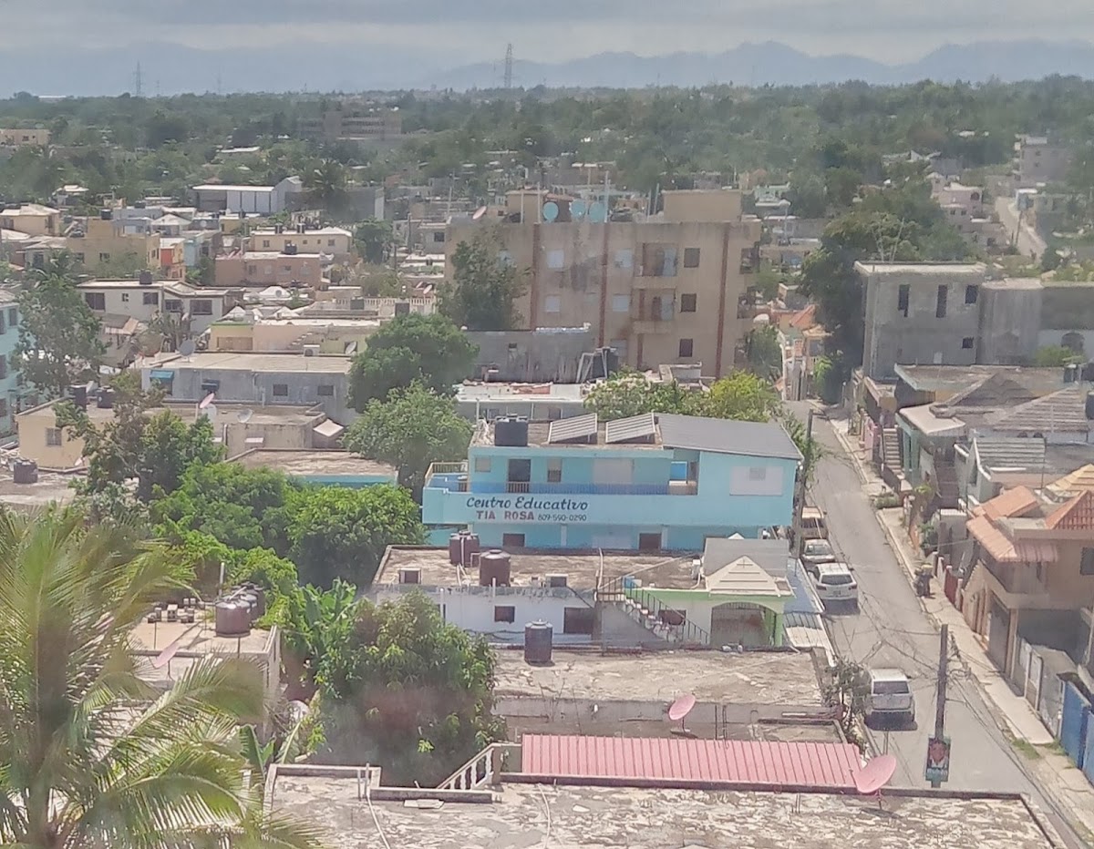 Centro Educativo Tia Rosa - en Santo Domingo Norte