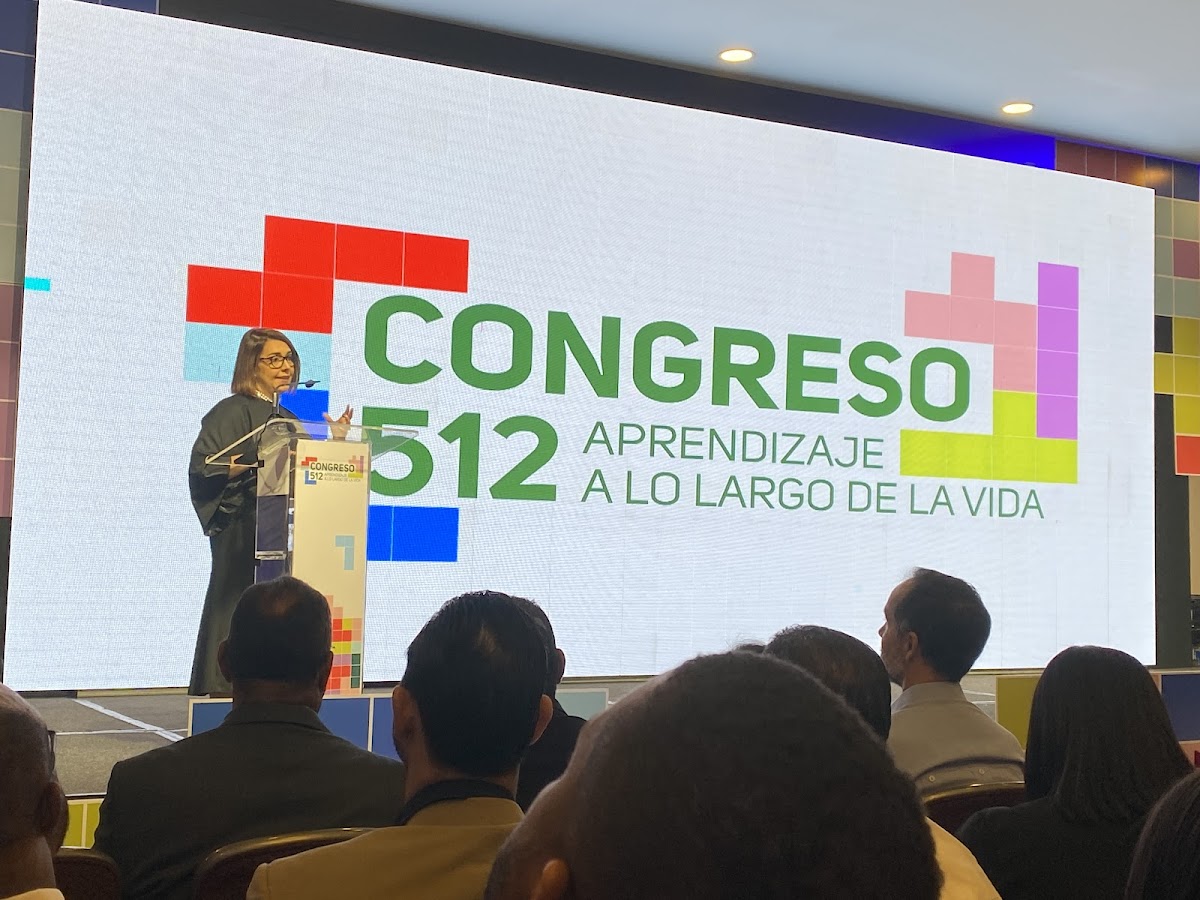 Instituto 512 - en Santo Domingo de Guzmán