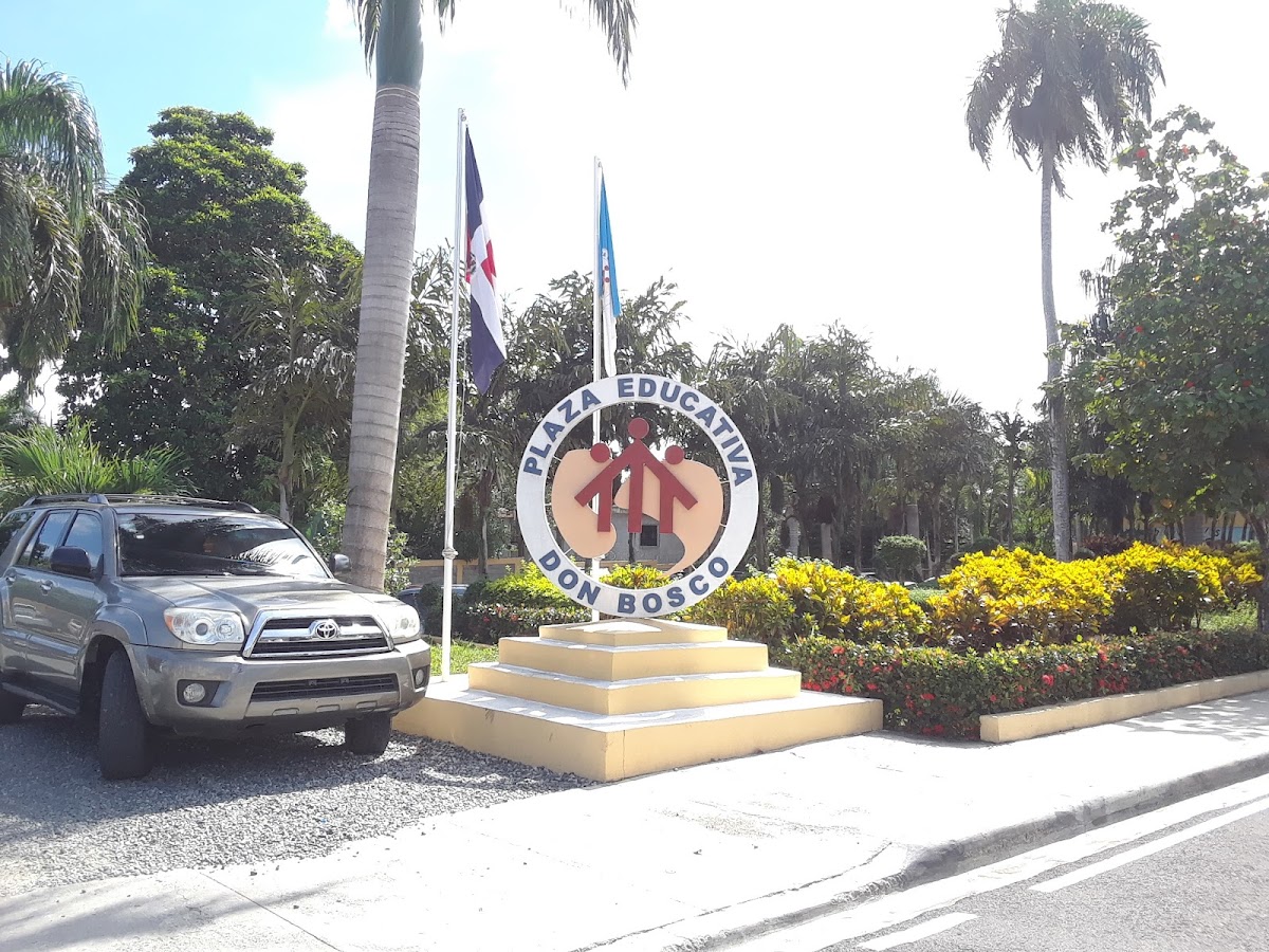 Plaza Educativa Don Bosco - en Santo Domingo Este