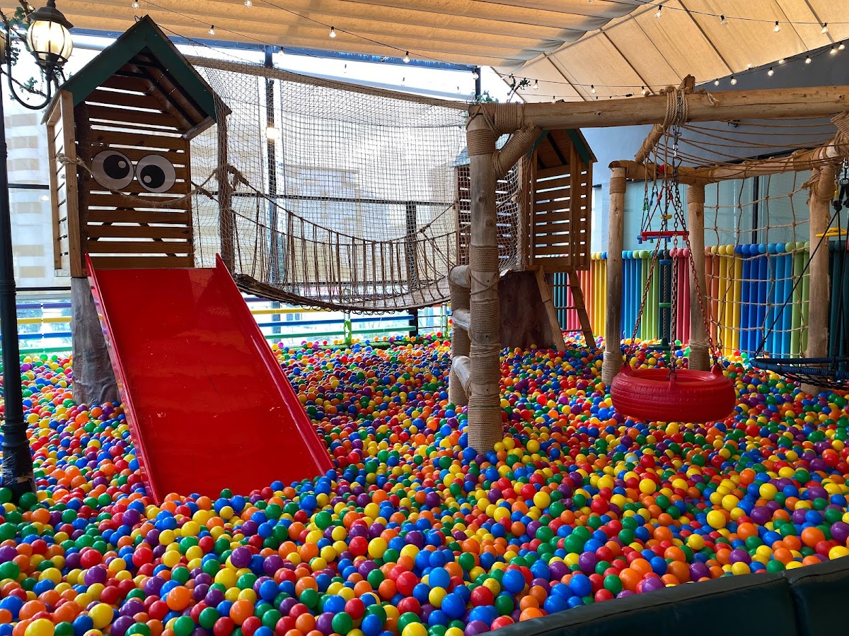 Portada de Habia Una Vez Parque Infantil