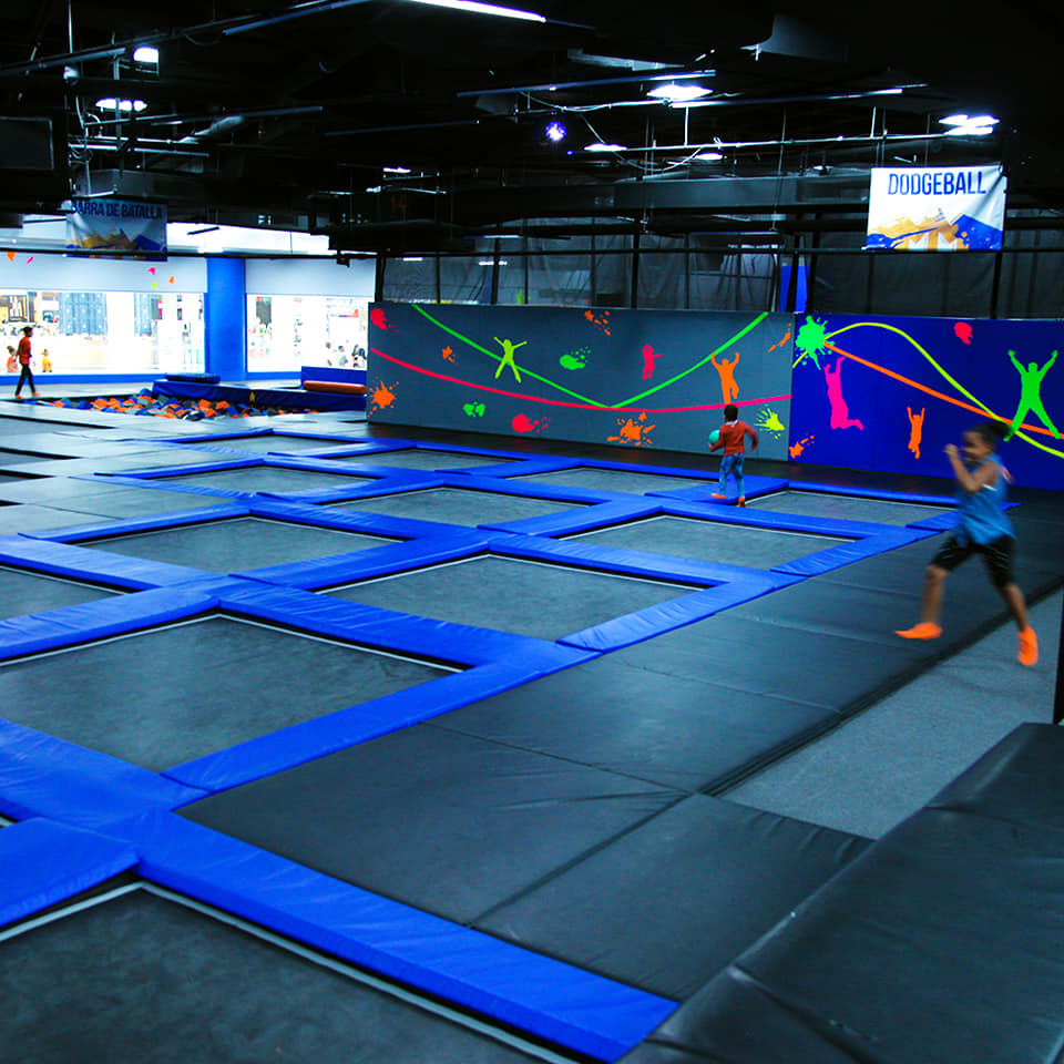 Summit Trampoline Park - en Santo Domingo de Guzmán