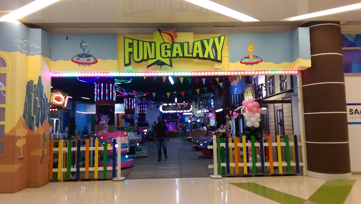 Fun Galaxy • Sambil - en Santo Domingo de Guzmán