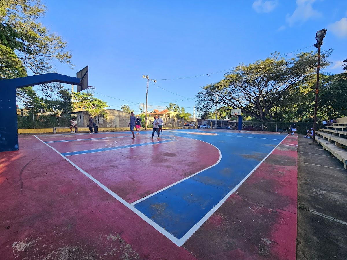 Portada de Cancha de baloncesto del 4 LB4