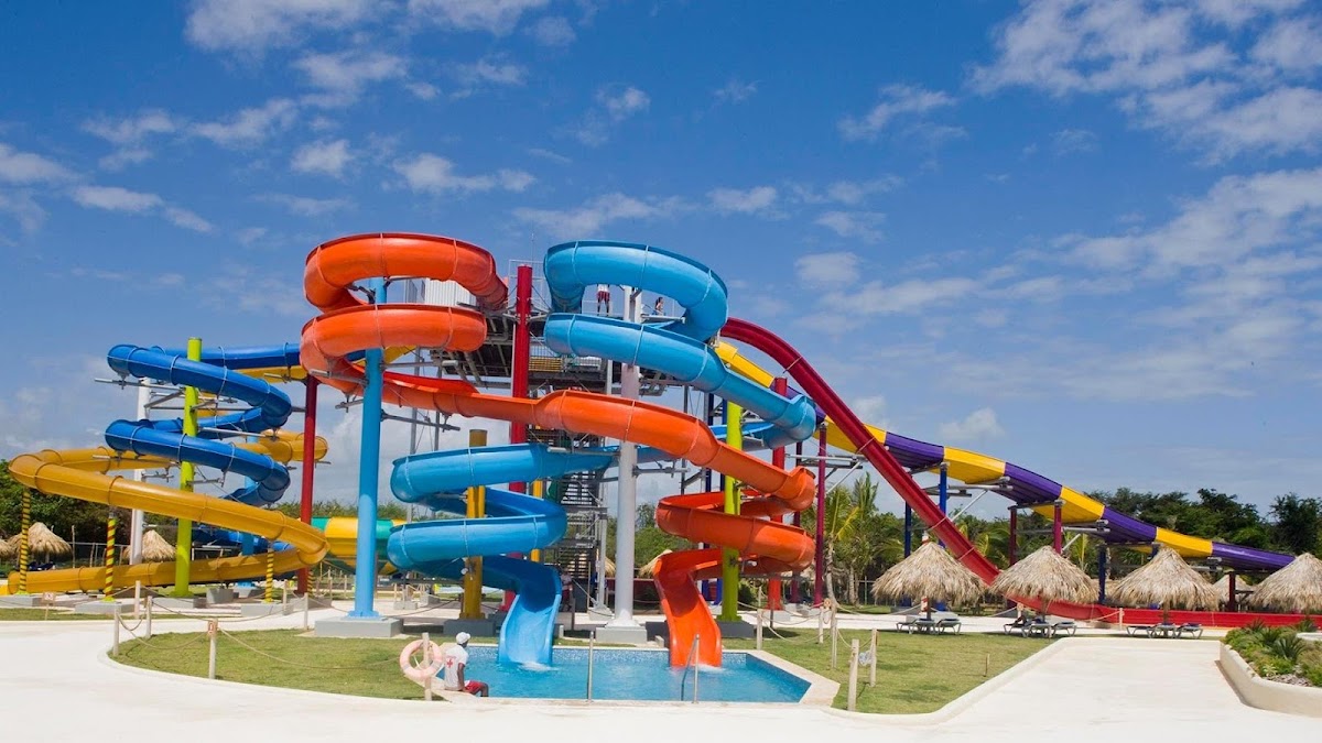 Parque Acuático Sirenis - en Salvaleón de Higüey