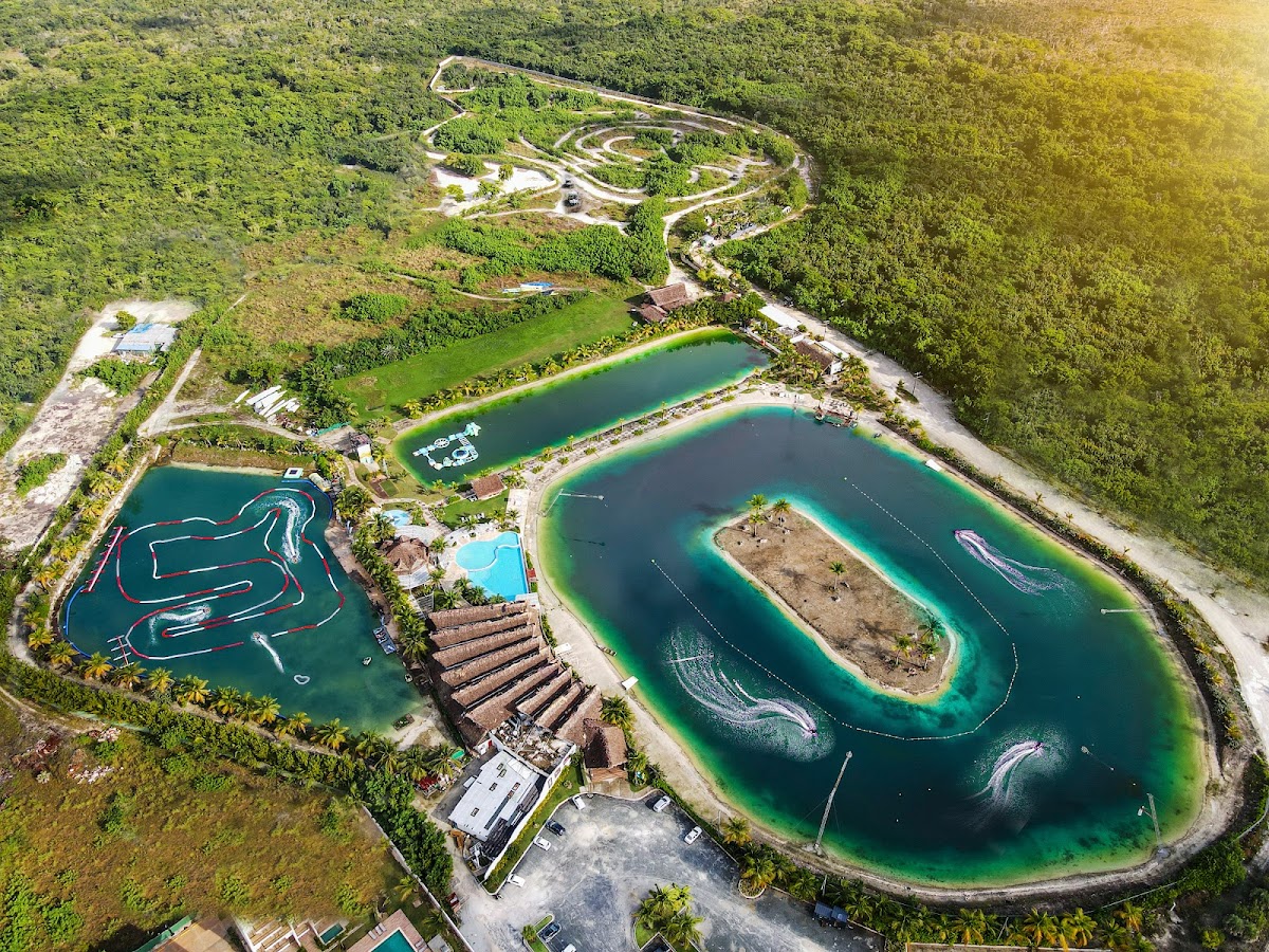 Caribbean Lake Park - en Salvaleón de Higüey