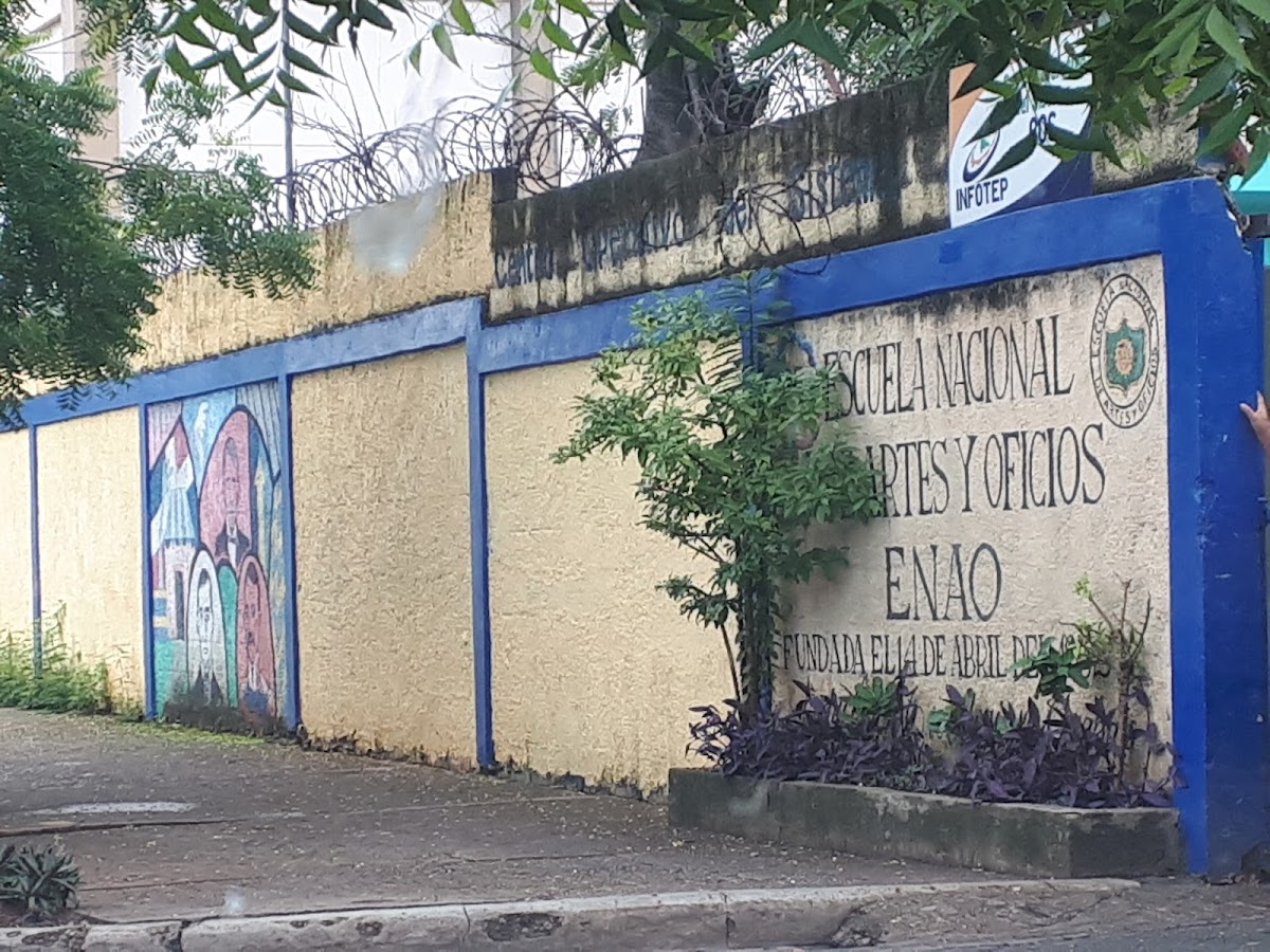 Escuela Nacional de Artes y Oficios (E.N.A.O.) - en Santo Domingo de Guzmán