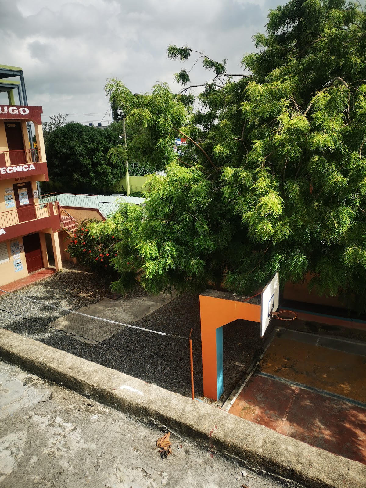 Centro de Estudios Americo Lugo - en Santo Domingo Oeste