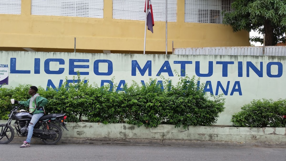 Centro Comunitario Nelda Spaziani Valpiana - en Santo Domingo Oeste