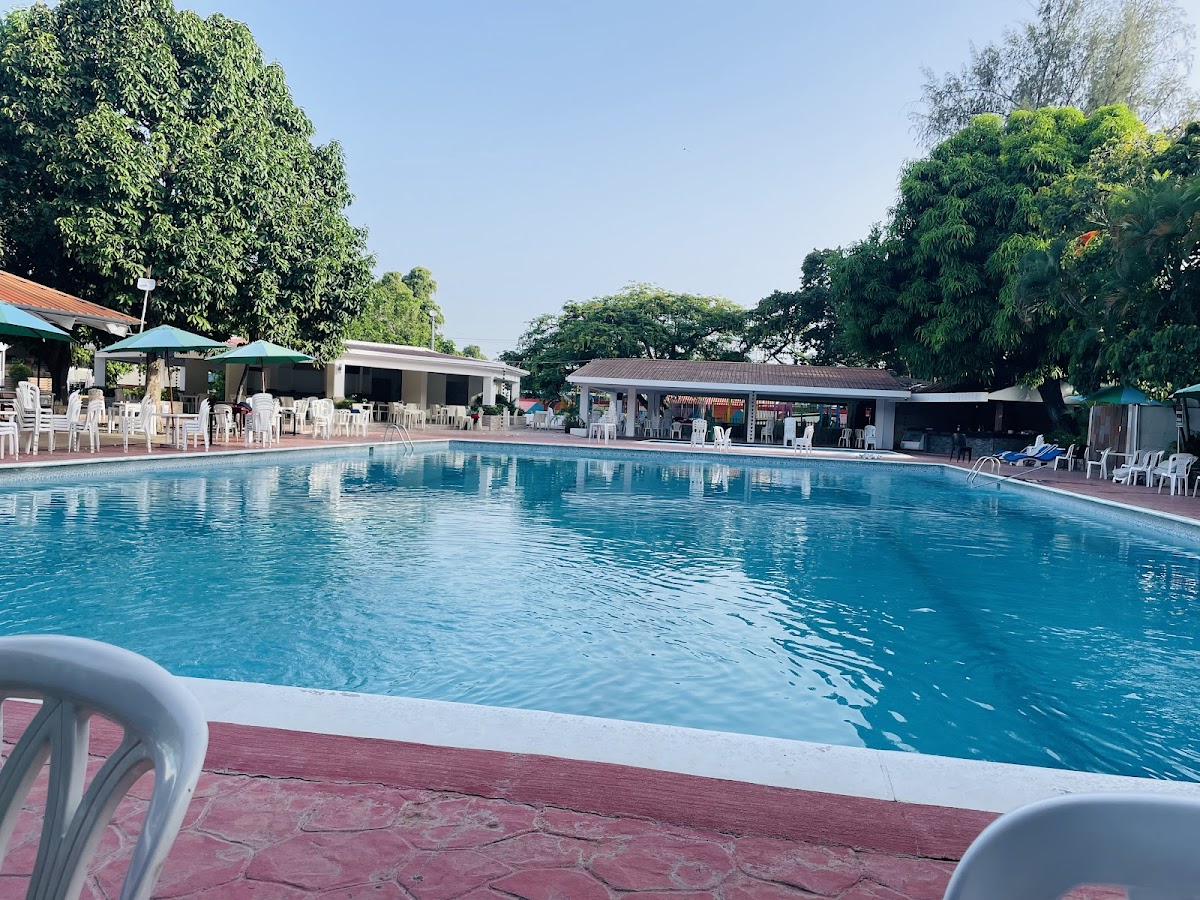 Club Los Prados, Inc. - en Santo Domingo de Guzmán