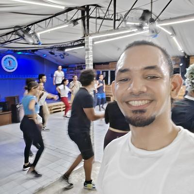 Foto 1 de Escuela de Salsa SantiagoRD