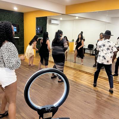Foto 1 de Bailaaa Dance School