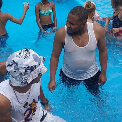 Foto 1 de Piscina de Mendy