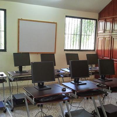 Foto 1 de I CAN Escuela de inglés / Santo Domingo Oeste