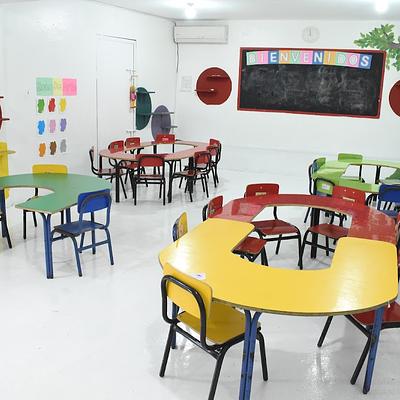 Foto 1 de La Academia, Comunidad Educativa Cristiana CECLA