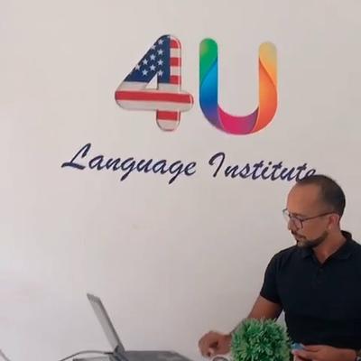 Foto 1 de English Institute 4U