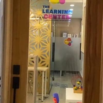 Foto 1 de The Learning Center RD
