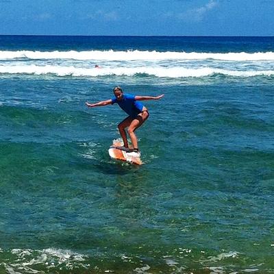Foto 1 de Bobos point surf school