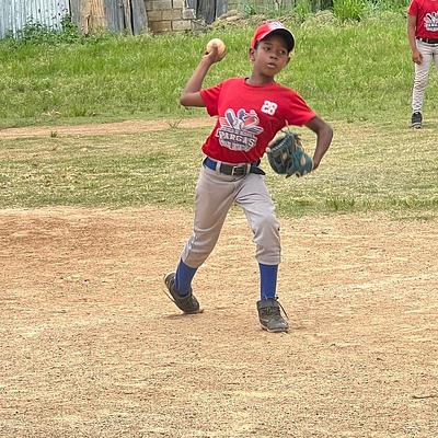 Foto 1 de ESCUELA DE BÉISBOL VARGAS PRADO ORIENTAL
