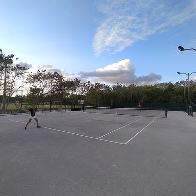 Foto 1 de PC Club Tennis Academy