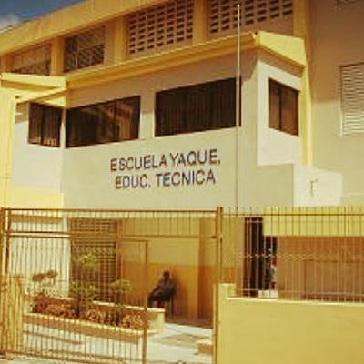 Foto 1 de Escuela Yaque INC.